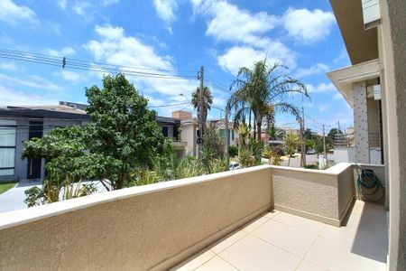 Casa de condomínio à venda com 313m², 3 quartos e 6 vagasVaranda do Hall dos Quartos 