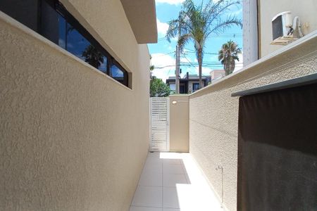 Casa de condomínio à venda com 313m², 3 quartos e 6 vagasCorredor 