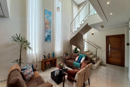 Casa de condomínio à venda com 313m², 3 quartos e 6 vagasSala