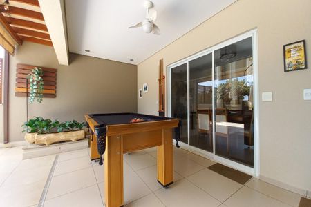 Casa de condomínio à venda com 313m², 3 quartos e 6 vagasSala de Jogos