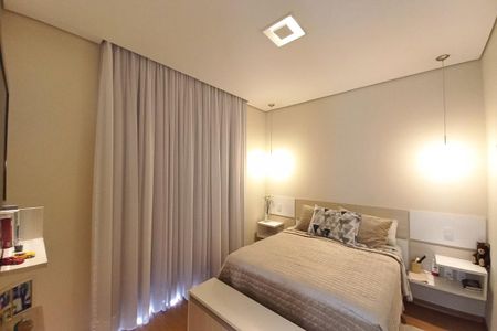 Casa de condomínio à venda com 313m², 3 quartos e 6 vagasQuarto 1 - Suíte 