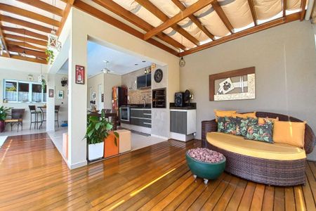 Casa de condomínio à venda com 313m², 3 quartos e 6 vagasÁrea comum