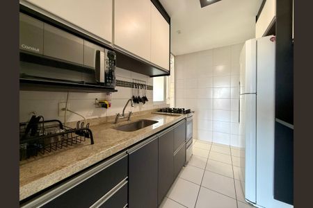 Apartamento à venda com 101m², 2 quartos e 2 vagasCozinha