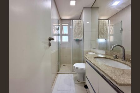Apartamento à venda com 101m², 2 quartos e 2 vagasBanheiro Social