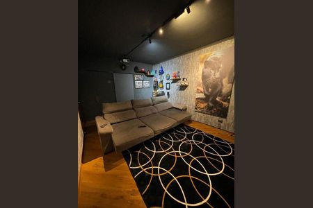 Casa à venda com 4 quartos, 215m² em Jardim Las Vegas, Santo André