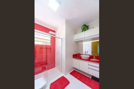 Casa à venda com 3 quartos, 248m² em Vila Valparaíso, Santo André