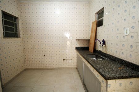 Apartamento à venda com 70m², 2 quartos e sem vagaCozinha