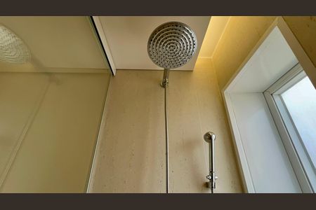 Apartamento para alugar com 230m², 2 quartos e 3 vagas Apartamento para alugar com 230m², 2 quartos e 3 vagasBanheiro