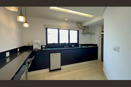 Apartamento para alugar com 230m², 2 quartos e 3 vagas Apartamento para alugar com 230m², 2 quartos e 3 vagasCozinha