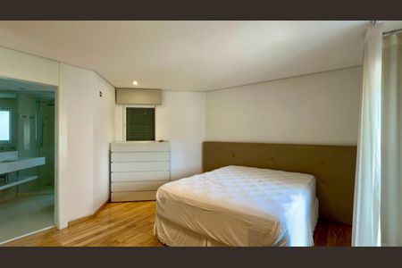 Apartamento para alugar com 230m², 2 quartos e 3 vagas Apartamento para alugar com 230m², 2 quartos e 3 vagasSuite