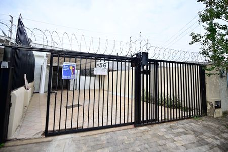 Casa para alugar com 250m², 2 quartos e 2 vagasFachada