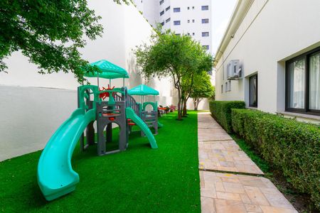 Apartamento à venda com 126m², 3 quartos e 3 vagasÁrea comum - Playground