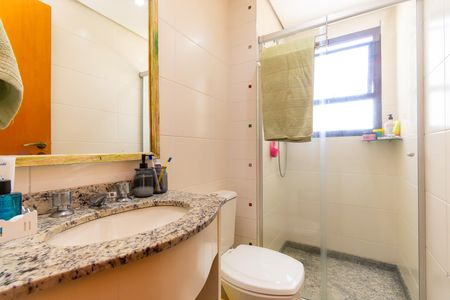 Apartamento à venda com 126m², 3 quartos e 3 vagasBanheiro 2