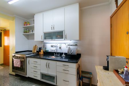 Apartamento à venda com 126m², 3 quartos e 3 vagasCozinha