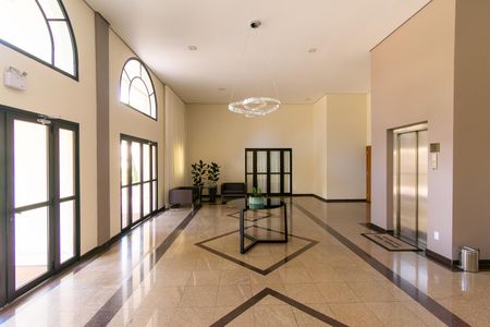 Apartamento à venda com 126m², 3 quartos e 3 vagasÁrea comum - Hall Social