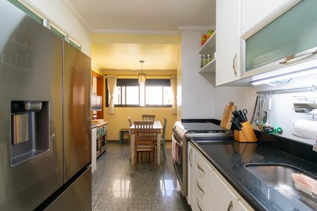 Apartamento à venda com 126m², 3 quartos e 3 vagasCozinha