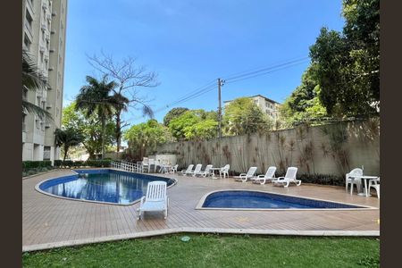 Apartamento à venda com 60m², 2 quartos e 1 vagaÁrea comum - Piscina