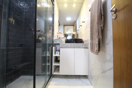 Apartamento à venda com 60m², 2 quartos e 1 vagaBanheiro da Suíte