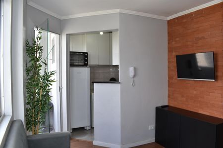 Sala de apartamento para alugar com 1 quarto, 40m² em Mercês, Curitiba