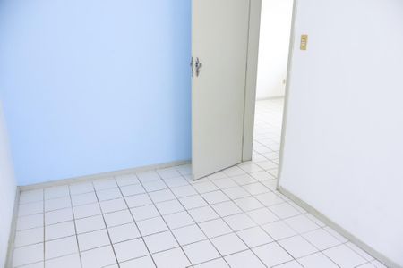 Quarto 2 de apartamento para alugar com 2 quartos, 50m² em Jardim das Margaridas, Salvador
