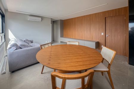 Sala de apartamento à venda com 1 quarto, 54m² em Lourdes, Belo Horizonte