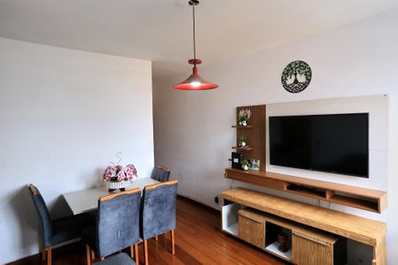 Sala de apartamento à venda com 2 quartos, 76m² em Ipiranga, Belo Horizonte