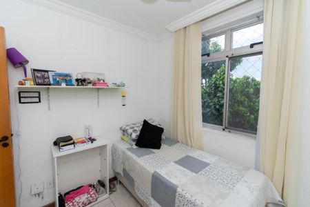 Apartamento à venda com 168m², 5 quartos e 3 vagasQuarto 2