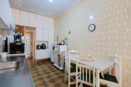 Casa à venda com 399m², 3 quartos e 2 vagasCozinha