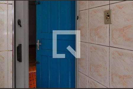 Casa à venda com 100m², 3 quartos e 3 vagasBanheiro casa 3