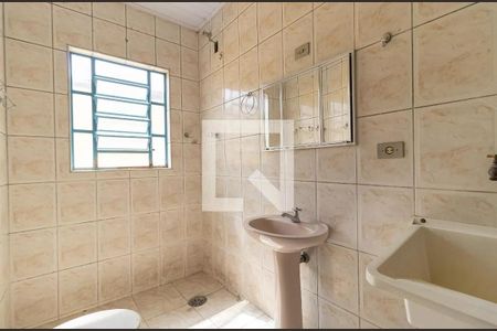 Casa à venda com 100m², 3 quartos e 3 vagasBanheiro casa 2