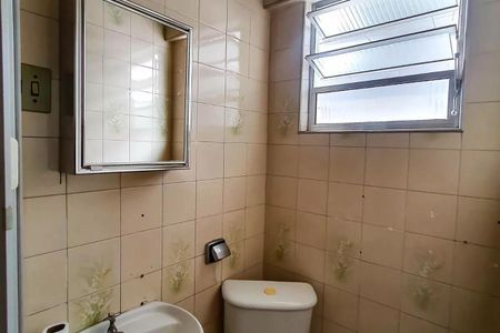 Casa à venda com 180m², 4 quartos e 2 vagasBanheiro casa1
