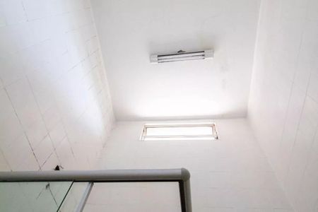 Casa à venda com 180m², 4 quartos e 2 vagasBanheiro casa 2