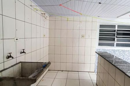 Casa à venda com 180m², 4 quartos e 2 vagasLavanderia casa1