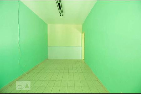 Casa à venda com 180m², 4 quartos e 2 vagasSala Casa 2