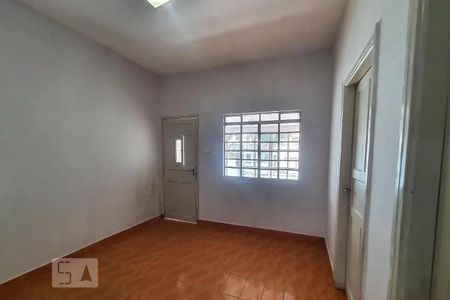 Casa à venda com 180m², 4 quartos e 2 vagasSala
