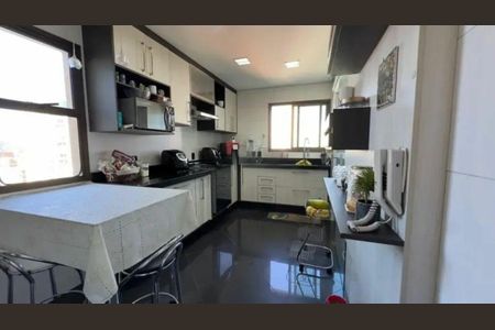 Apartamento à venda com 3 quartos, 174m² em Jardim Vila Mariana, São Paulo