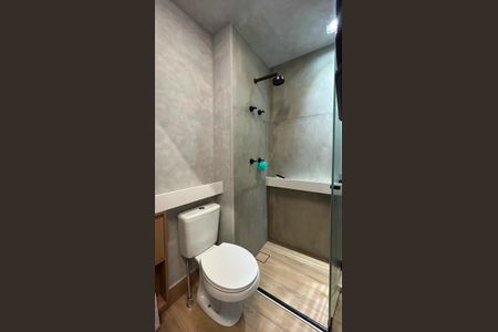 Studio para alugar com 21m², 1 quarto e 1 vaga Studio para alugar com 21m², 1 quarto e 1 vagaBanheiro