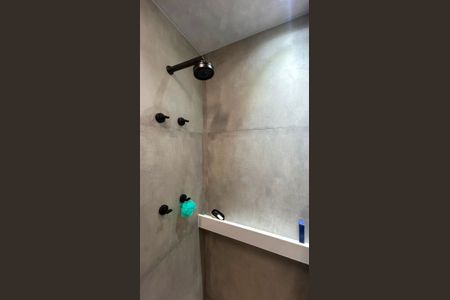 Studio para alugar com 21m², 1 quarto e 1 vaga Studio para alugar com 21m², 1 quarto e 1 vagaBanheiro