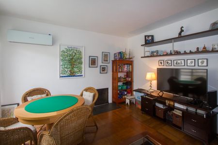 Casa à venda com 3 quartos, 431m² em Granja Julieta, São Paulo