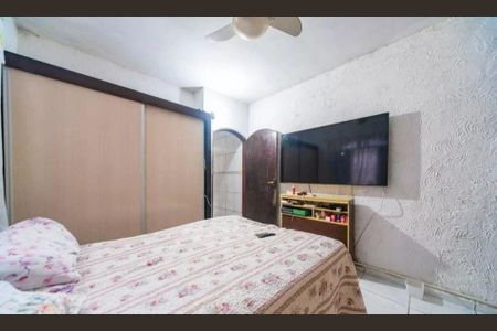 Casa à venda com 3 quartos, 157m² em Vila Helena, Santo André