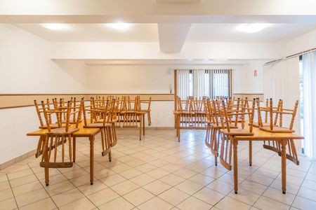 Apartamento à venda com 58m², 2 quartos e 1 vaga Apartamento à venda com 58m², 2 quartos e 1 vagaÁrea comum - Salão de festas