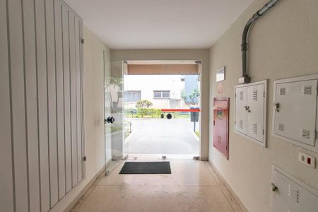 Apartamento à venda com 73m², 2 quartos e 1 vagaHall social