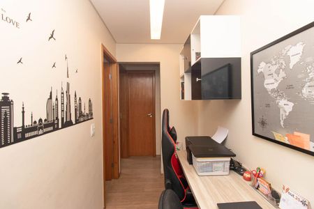 Apartamento à venda com 73m², 2 quartos e 1 vagaEscritório
