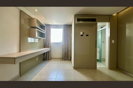 Quarto de apartamento para alugar com 2 quartos, 70m² em Buritis, Belo Horizonte