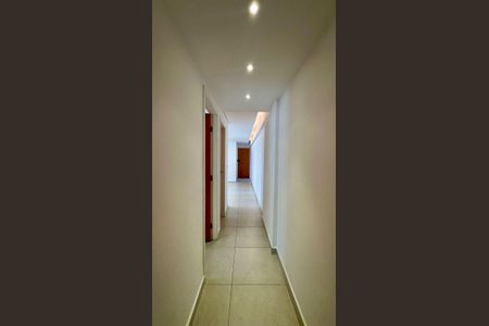 Apartamento para alugar com 70m², 2 quartos e 2 vagasCorredor