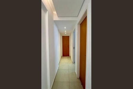 Apartamento para alugar com 70m², 2 quartos e 2 vagasCorredor