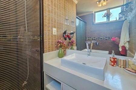 Apartamento para alugar com 126m², 3 quartos e sem vaga Apartamento para alugar com 126m², 3 quartos e sem vagaBanheiro da Suíte