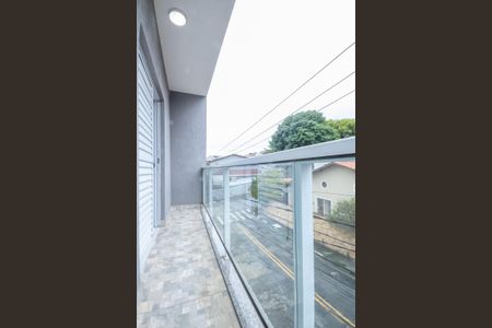 Sacada de casa à venda com 3 quartos, 140m² em Santo Antônio, Osasco