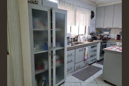 Casa à venda com 221m², 3 quartos e 2 vagasFoto 11