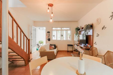 Sala de casa para alugar com 2 quartos, 94m² em Chácara Santo Antônio (zona Sul), São Paulo